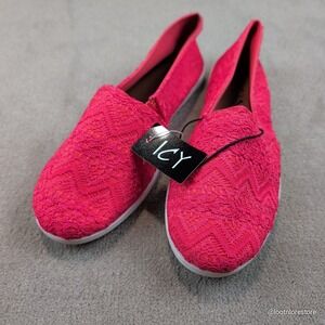 ICY Slip On Shoes Hot Pink Lace Chevron Zigzag Boho Preppy Summer Flat W Size 7